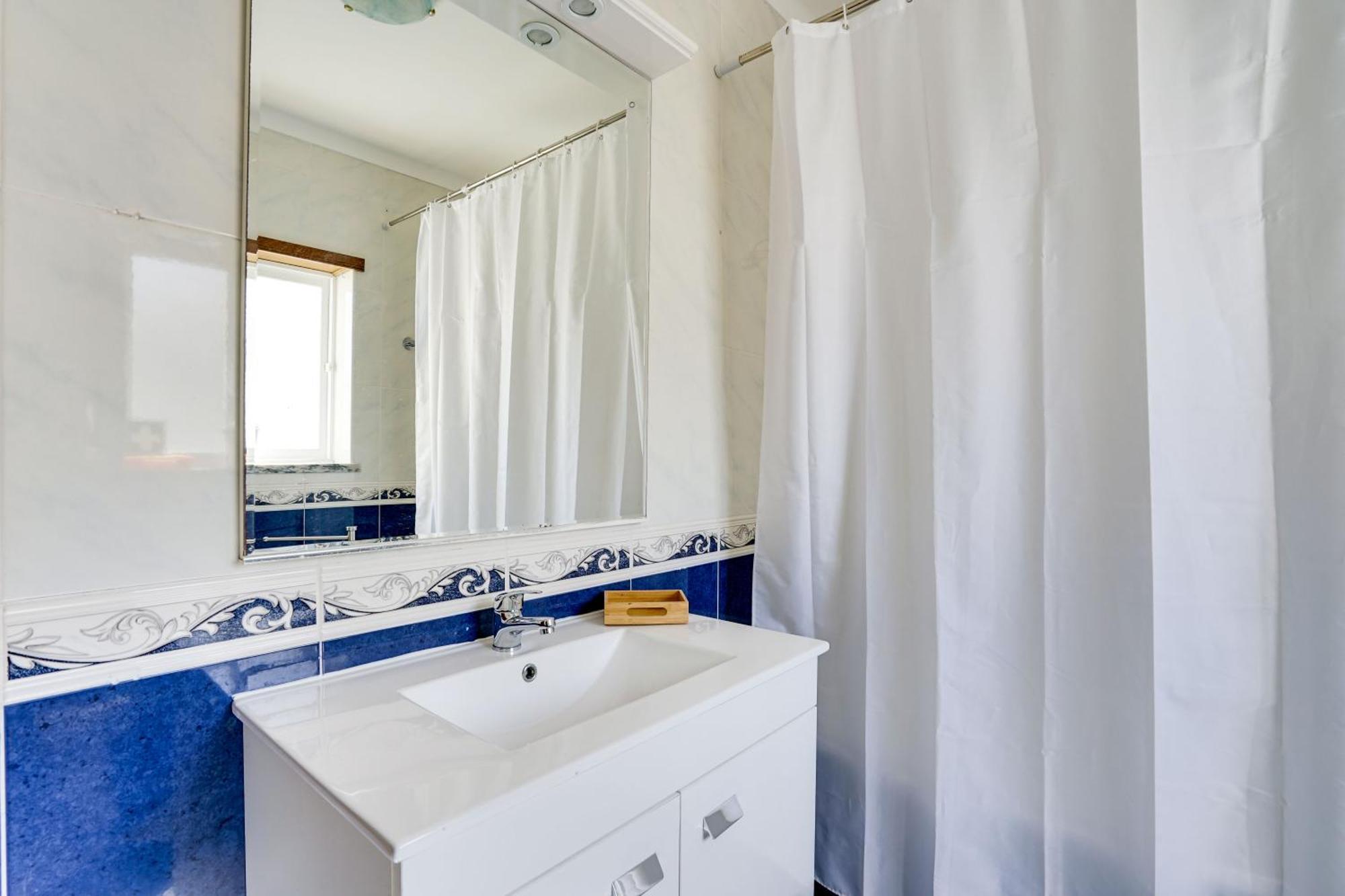 Sun & Surf Apartment *